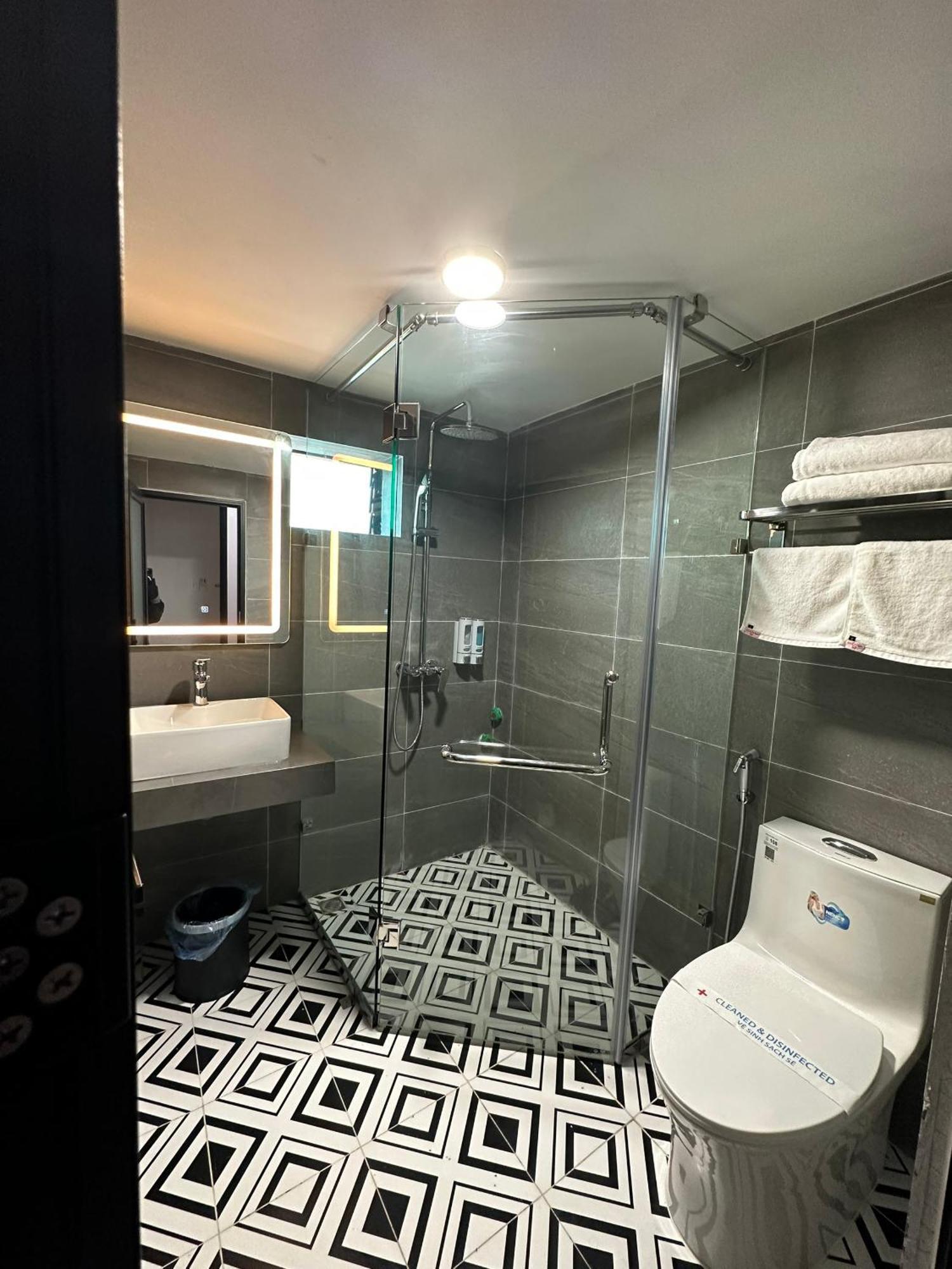 Nhat Tan Hotel Hanoi Eksteriør bilde